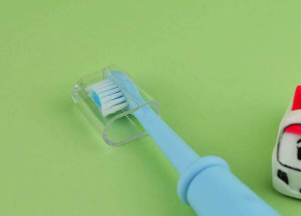 兒童電動牙刷選擇：兒童電動牙刷這樣選！不怕寶寶刷不好牙！