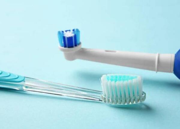 電動牙刷和普通牙刷哪個好？
