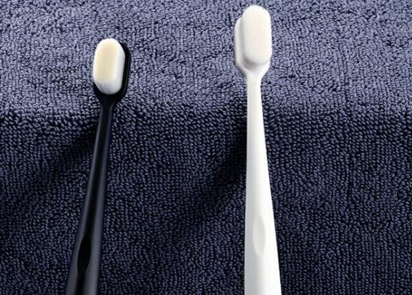 成人超細毛牙刷好用嗎？超細毛牙刷讓牙齒洗得徹底！